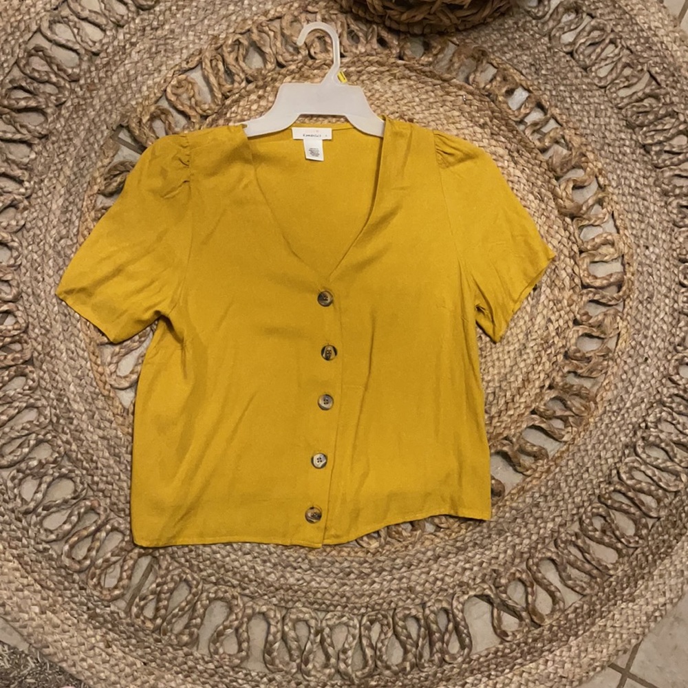 Vintage Style Top - Picture 3 of 6